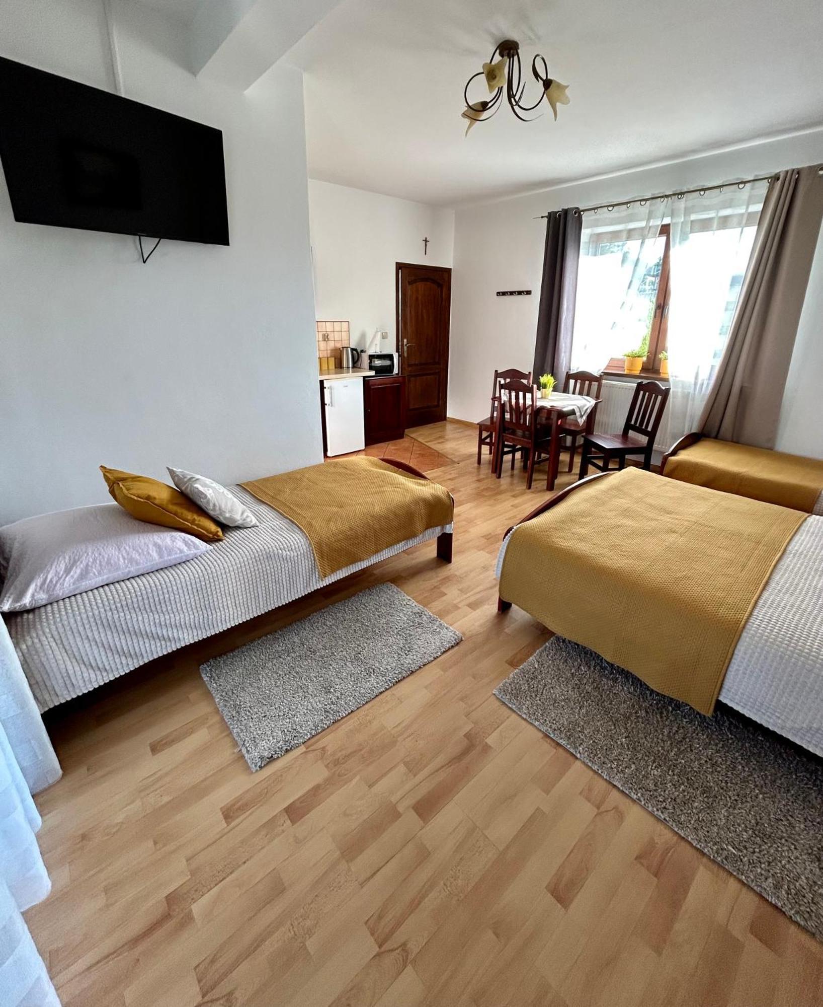 Pokoje Goscinne U Wioli Zakopane Exterior foto